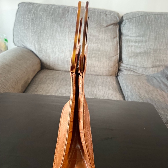 Urban Expressions Vegan Croc Mini Triangle Bag Cognac - Picture 6 of 10